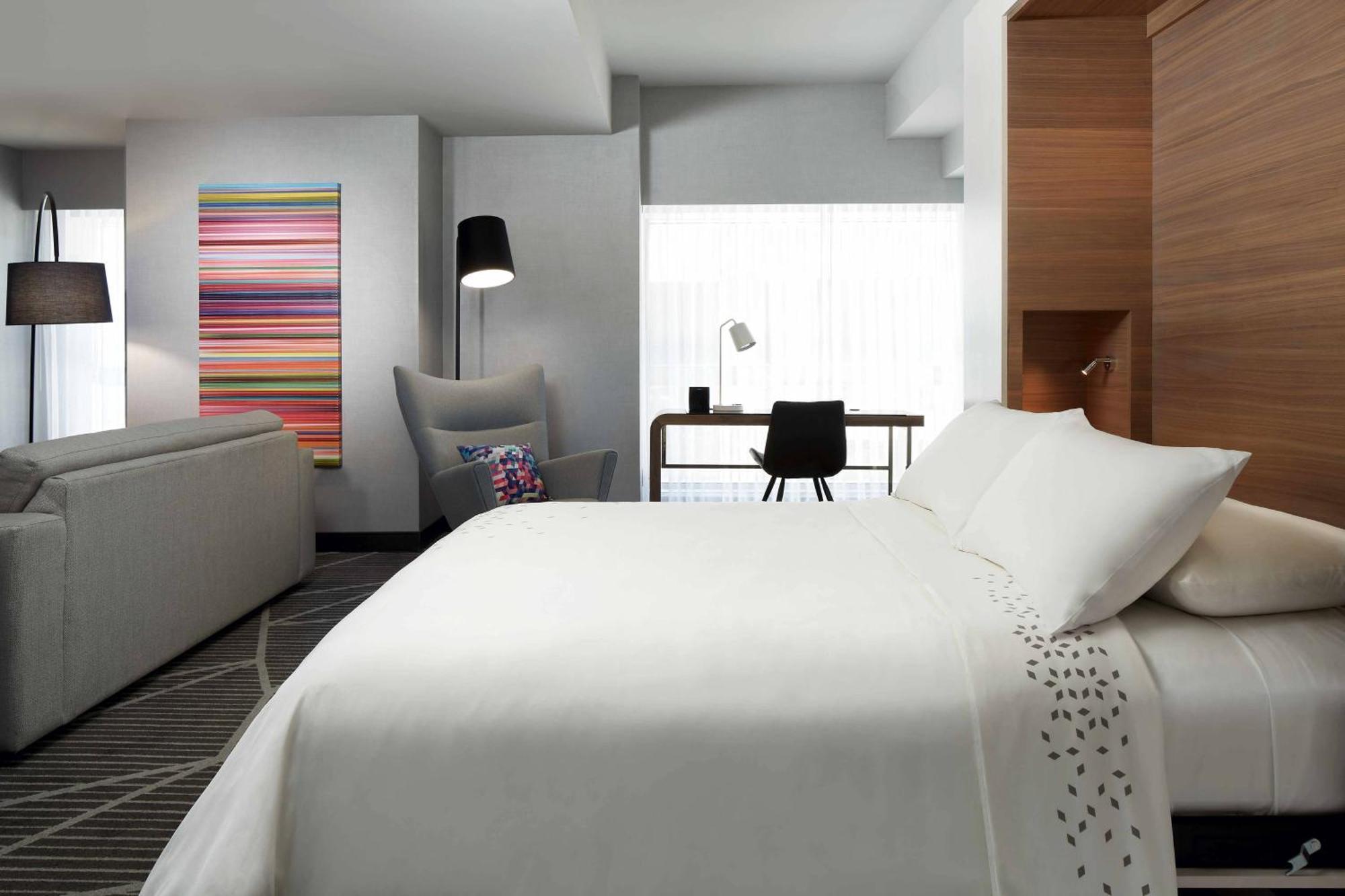 Renaissance Montreal Downtown Hotel Εξωτερικό φωτογραφία