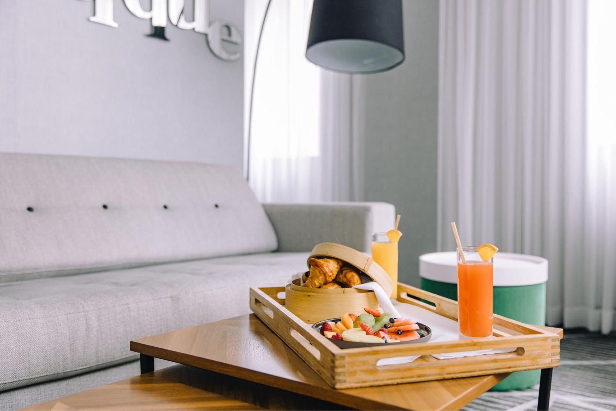 Renaissance Montreal Downtown Hotel Εξωτερικό φωτογραφία