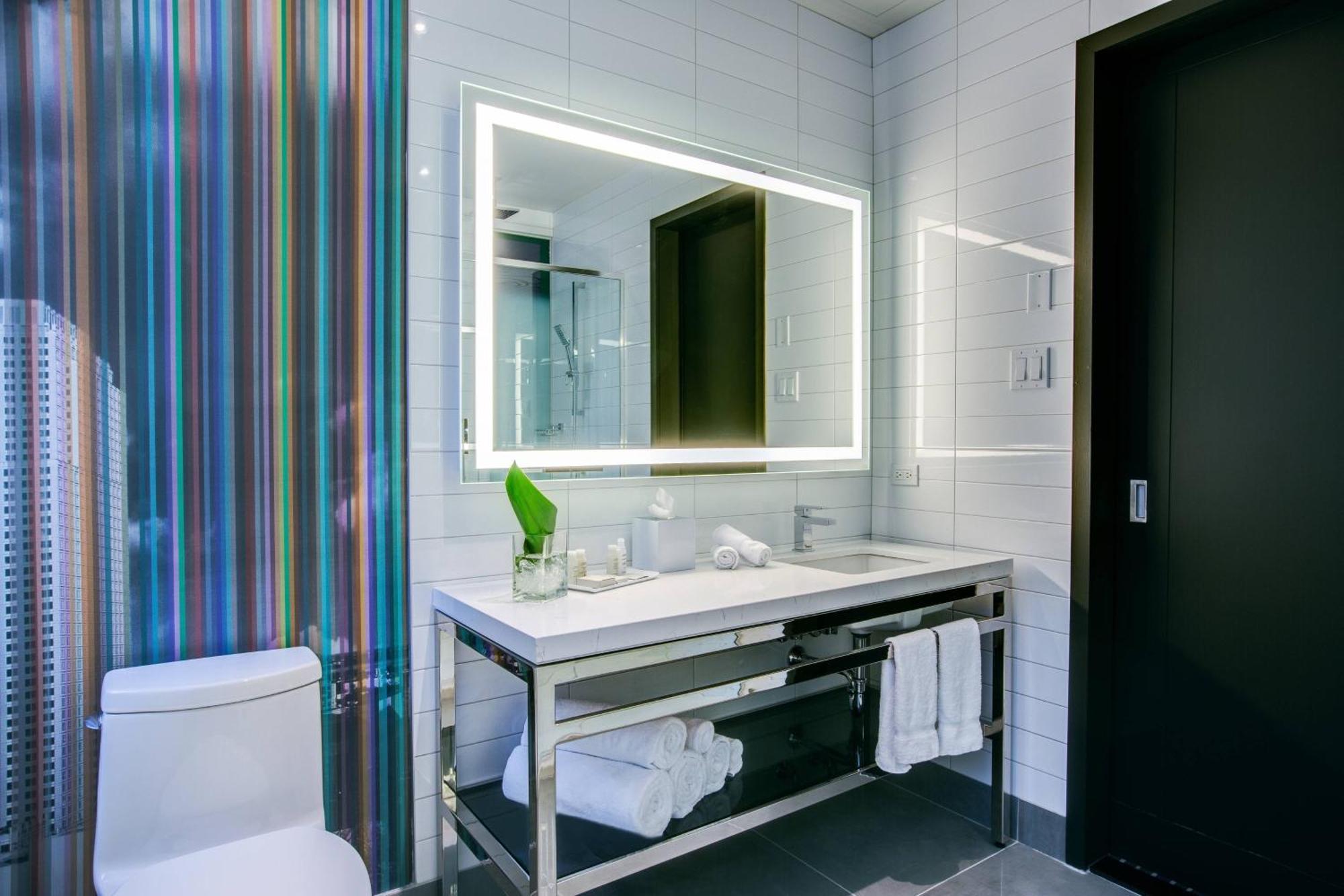 Renaissance Montreal Downtown Hotel Εξωτερικό φωτογραφία